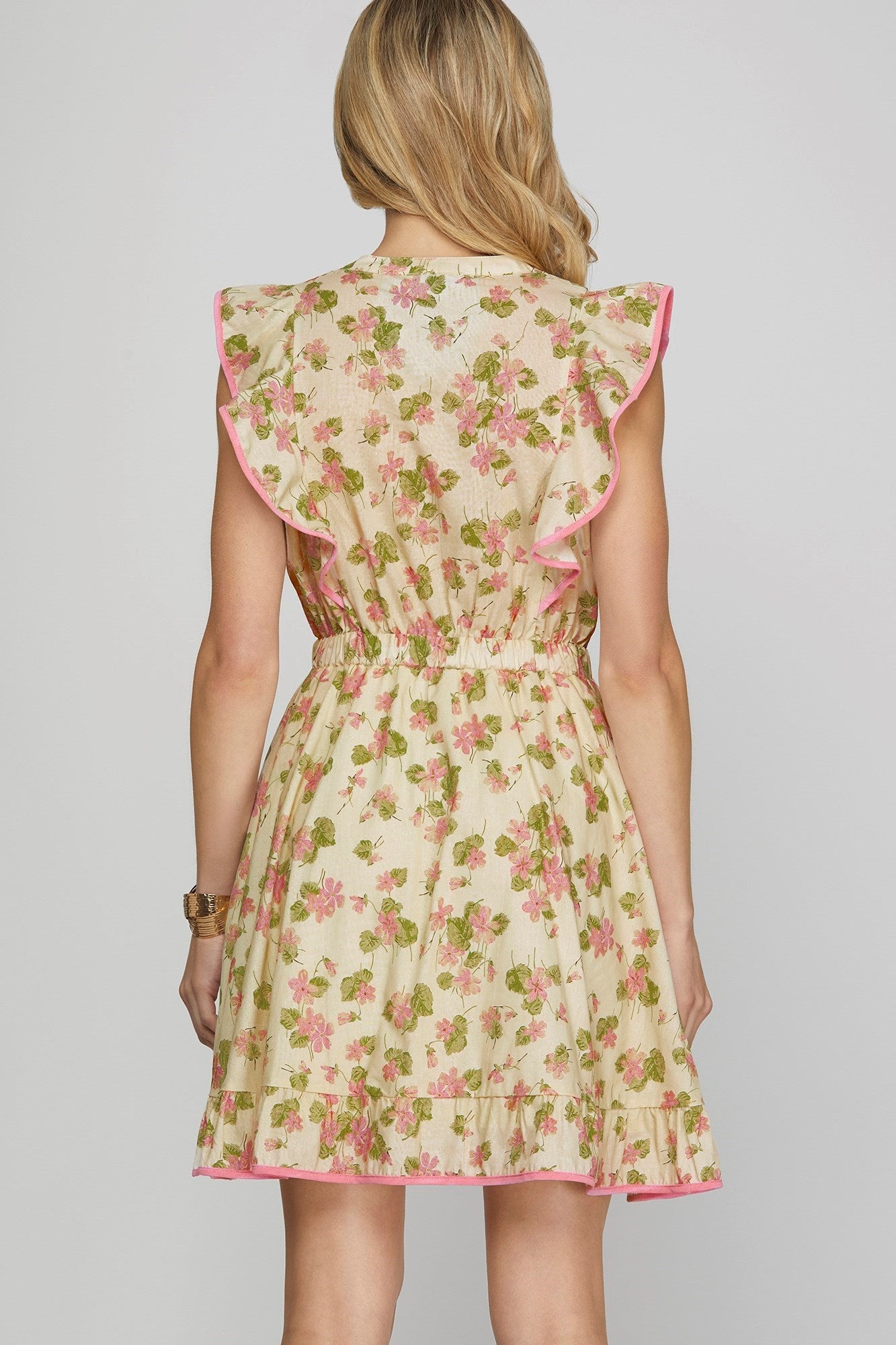 VESTIDO FLORES CORTO