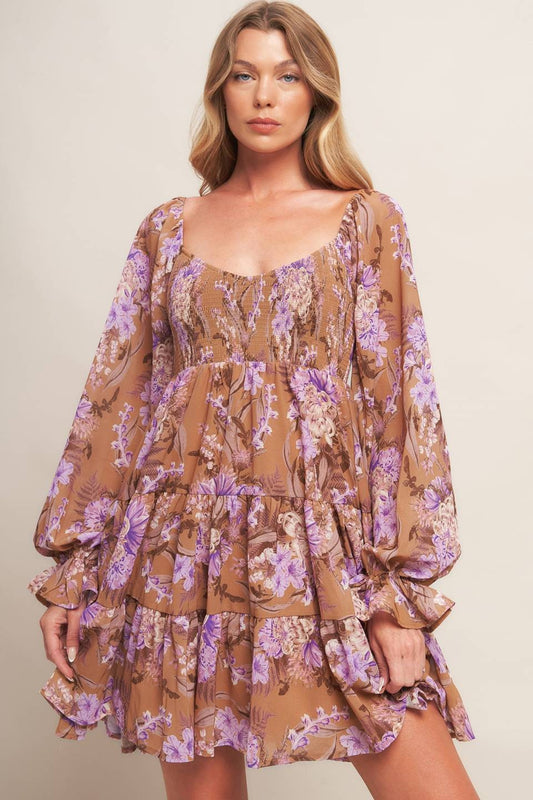 VESTIDO CORTO CAFÉ FLORES LILA