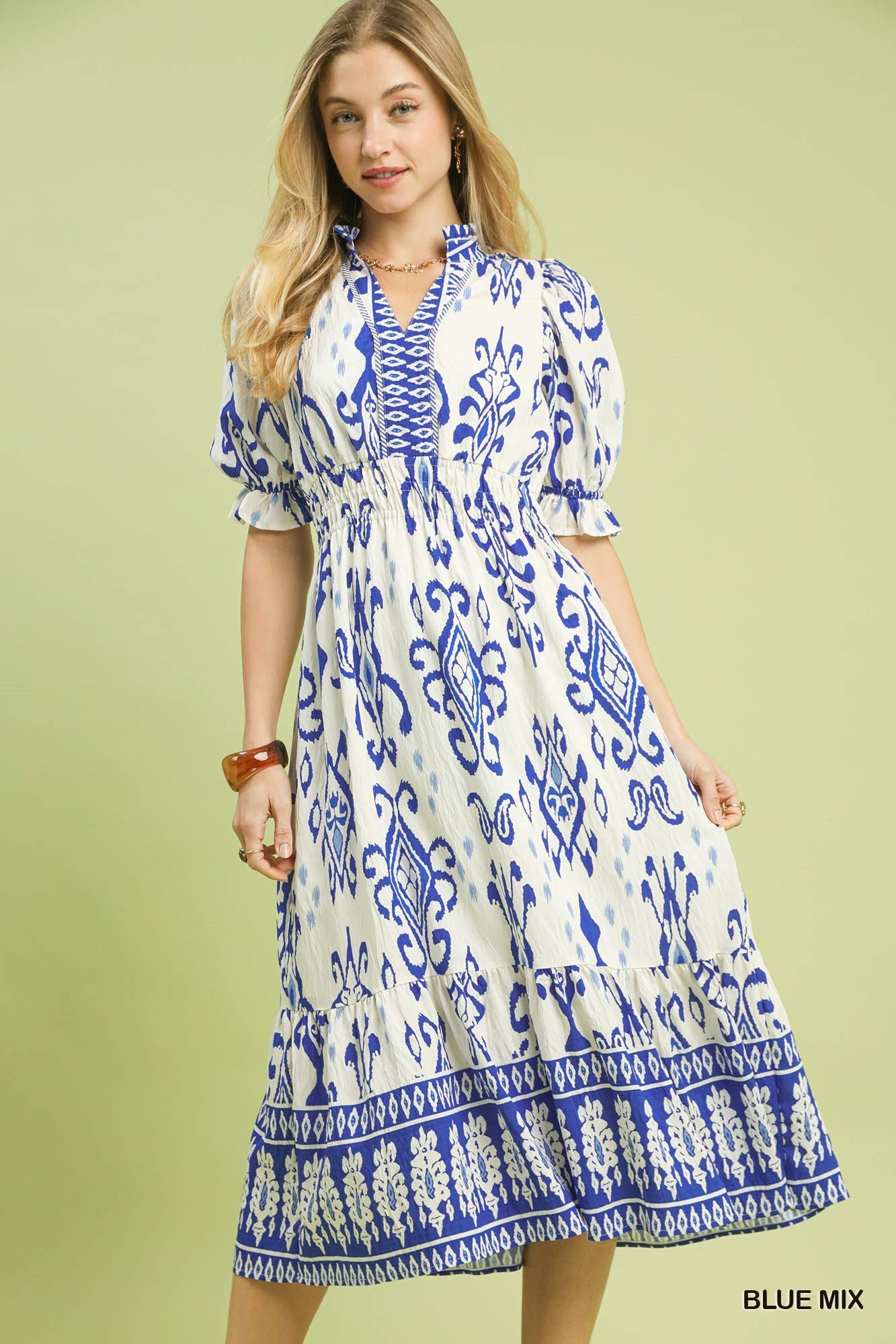 VESTIDO MIDI ESTAMPADO AZUL CON MAGAS