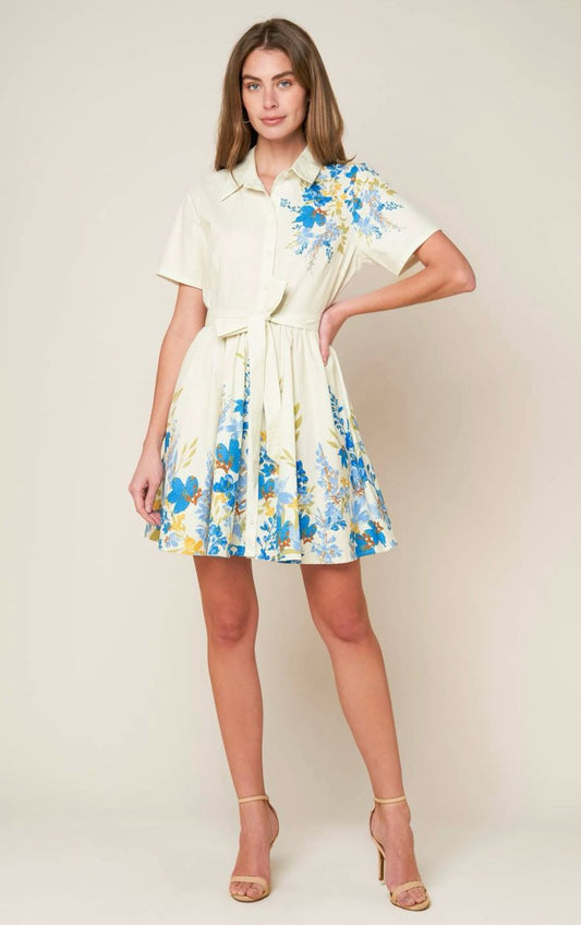 VESTIDO CORTO BEIGE ESTAMPADO AZUL